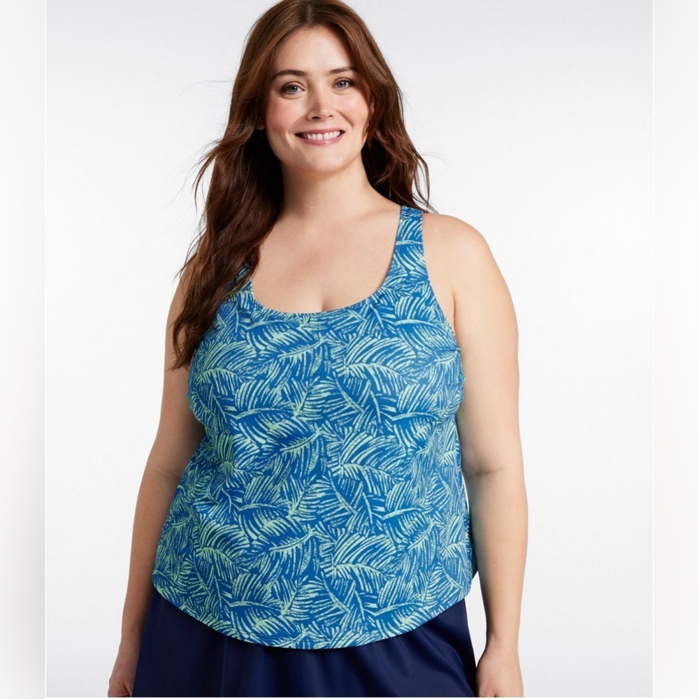 NWT L.L. Bean Women's Swimwear, Scoopneck Tankini Top Plum Wine Wave 26W Plus - Picture 6 of 6
